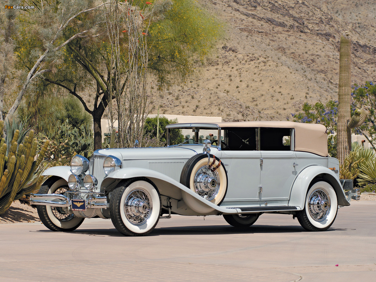 Cord L-29 Phaeton Sedan 1929–32 wallpapers (1280 x 960)