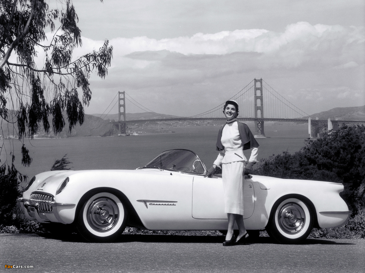 Corvette Motorama Concept Car 1953 wallpapers (1280 x 960)