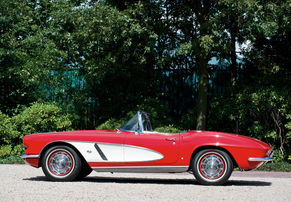 Pictures of Corvette C1 (0800-67) 1962