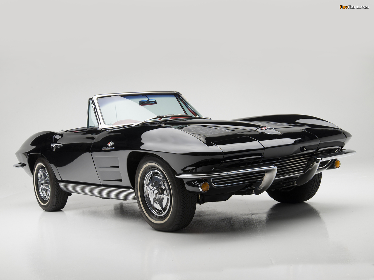 Corvette Sting Ray Convertible (C2) 1963 pictures (1280 x 960)