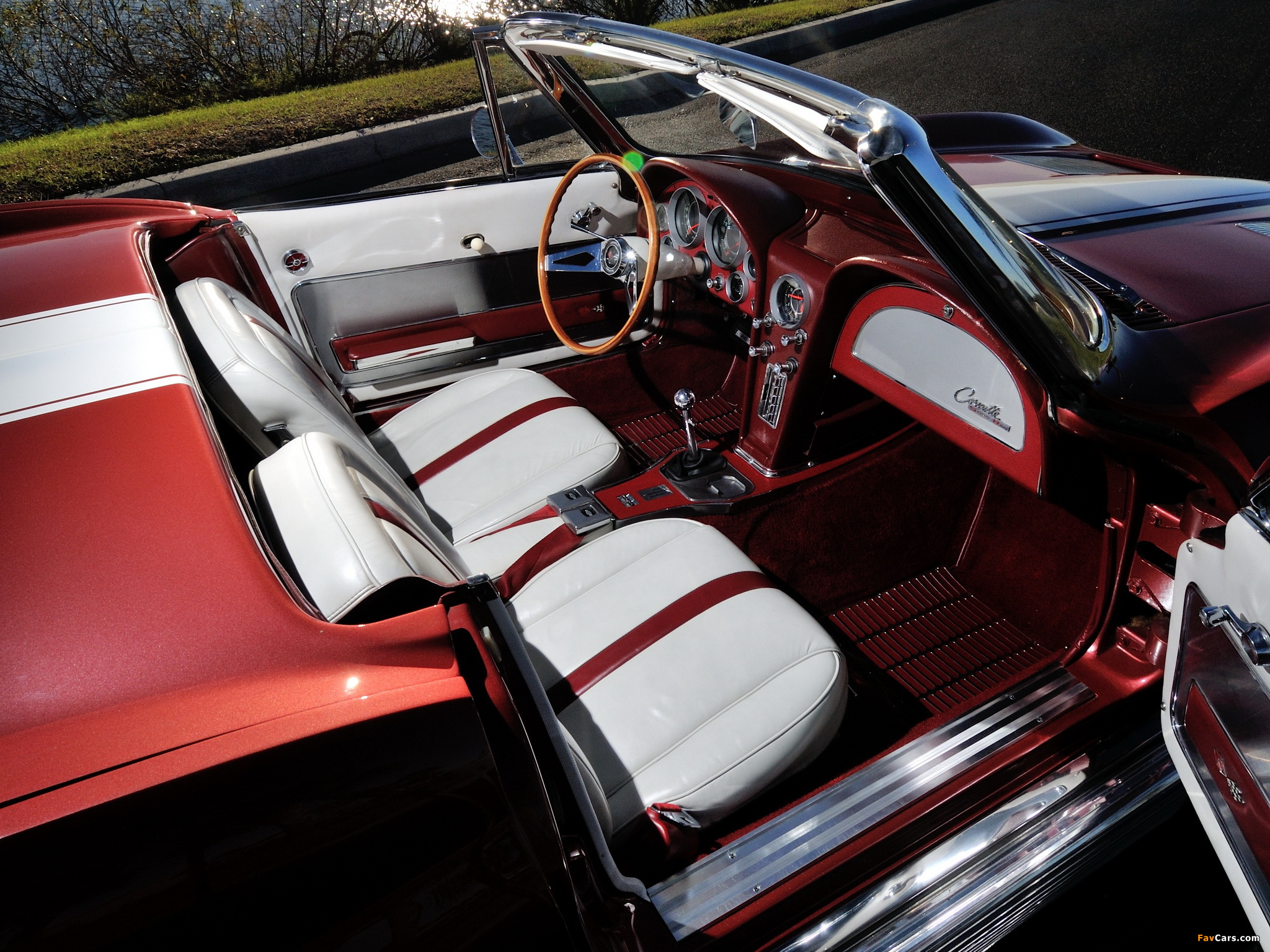 Corvette Sting Ray Convertible Show Car Replica (C2) 1963 wallpapers (2048 x 1536)