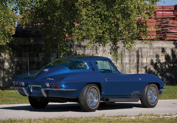 Corvette Sting Ray 327 by GM Styling (C2) 1964 photos