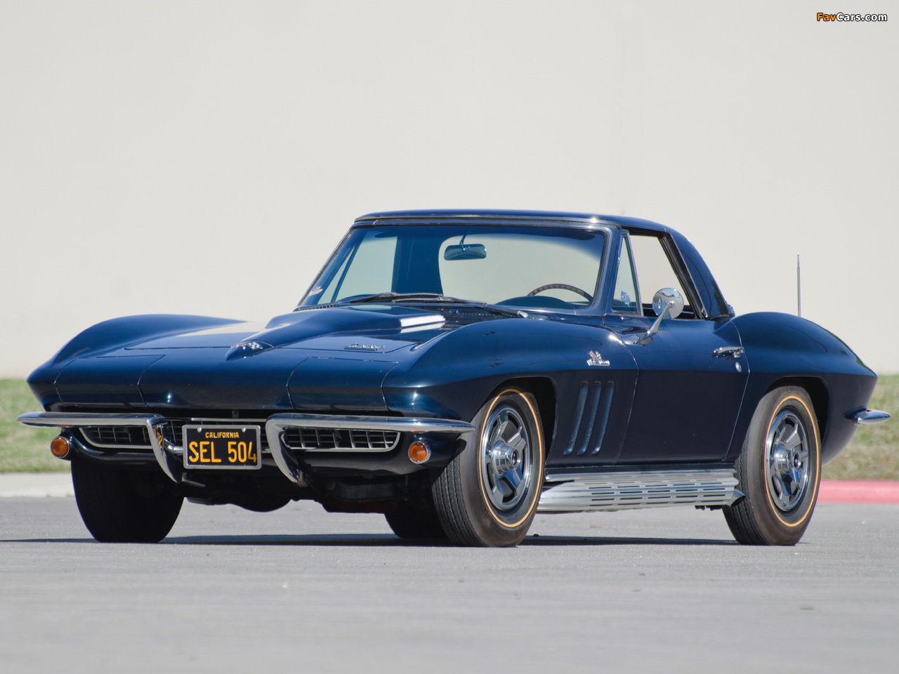 Corvette Sting Ray 427 Convertible (C2) 1966 wallpapers (1280 x 960)