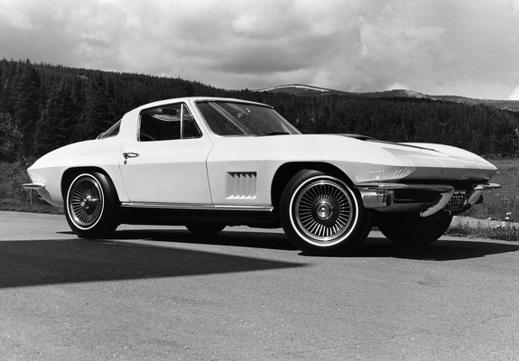 Corvette Sting Ray (C2) 1967 pictures