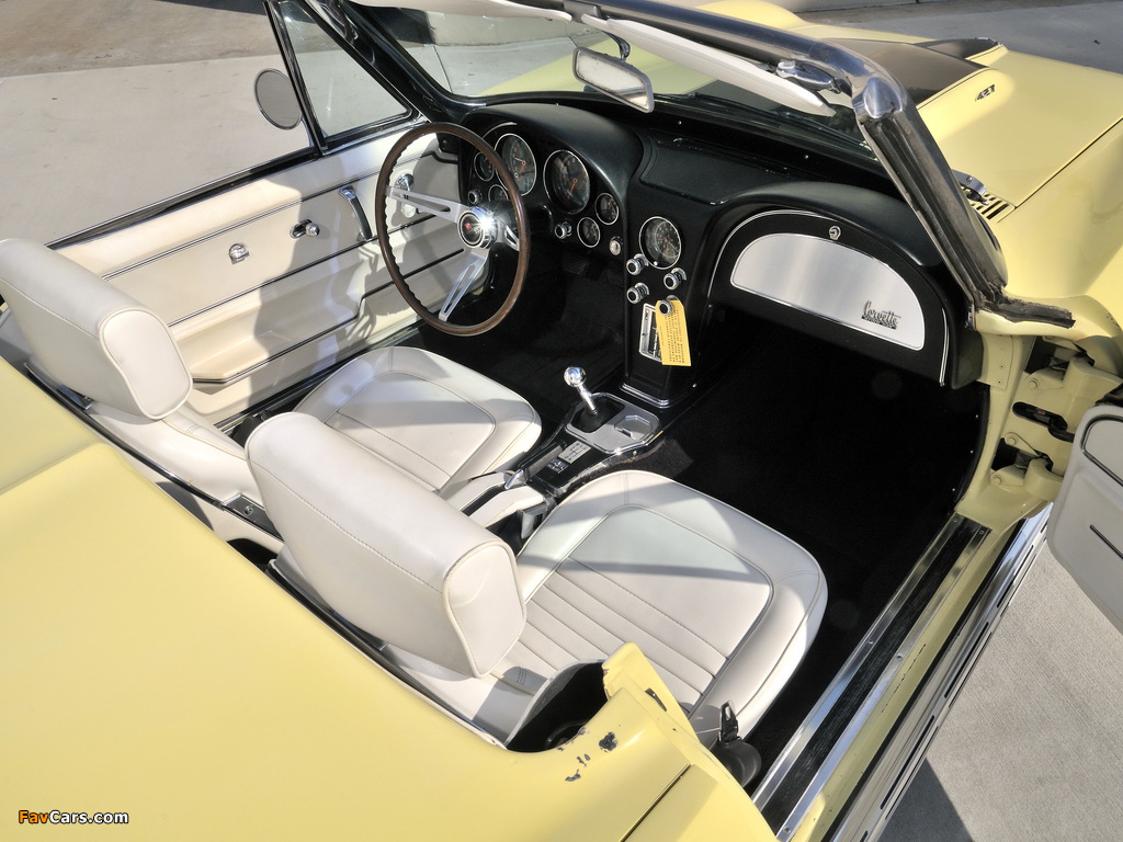 Corvette Sting Ray L89 427/435 HP Convertible (C2) 1967 wallpapers (1024 x 768)