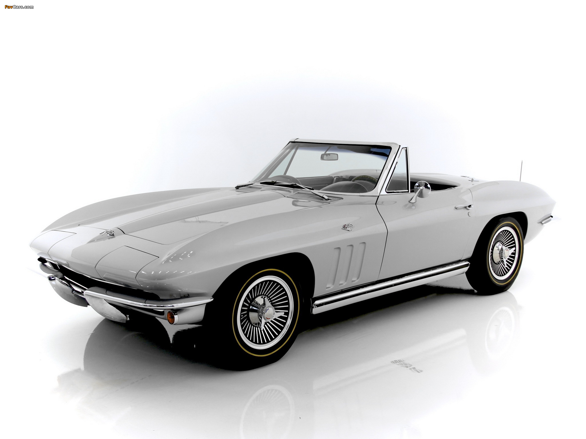 Images of Corvette Sting Ray 327 Convertible (C2) 1965–66 (2048 x 1536)