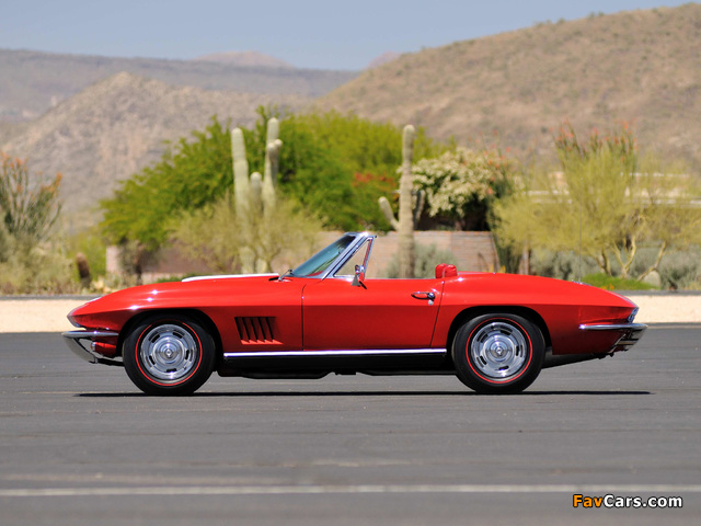 Images of Corvette Sting Ray 427 Convertible (C2) 1967 (640 x 480)