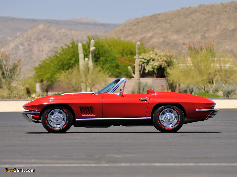 Images of Corvette Sting Ray 427 Convertible (C2) 1967 (800 x 600)