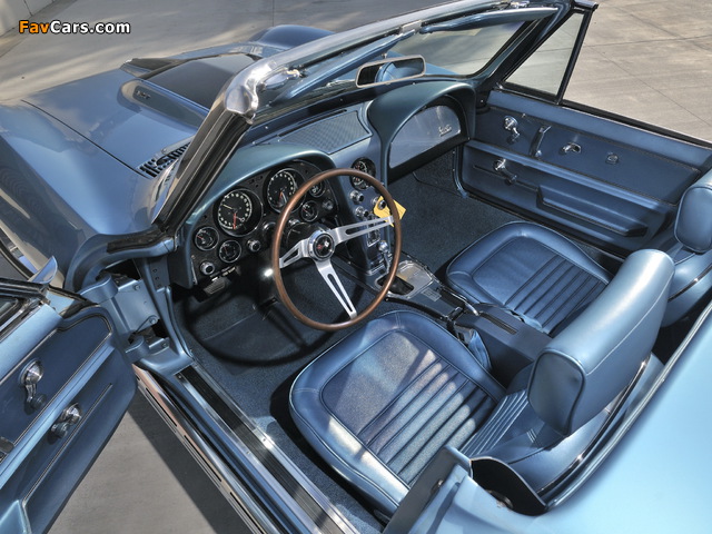 Images of Corvette Sting Ray L89 427/435 HP Convertible (C2) 1967 (640 x 480)