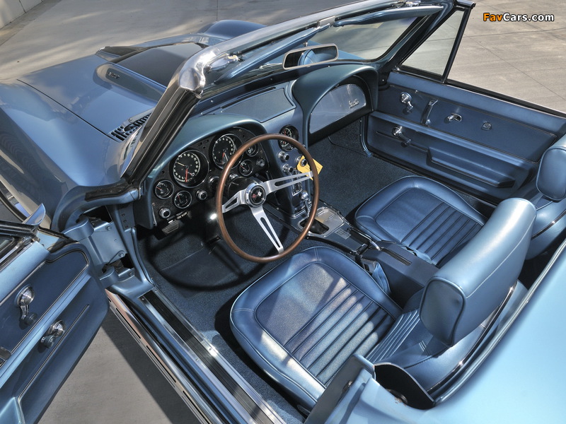 Images of Corvette Sting Ray L89 427/435 HP Convertible (C2) 1967 (800 x 600)