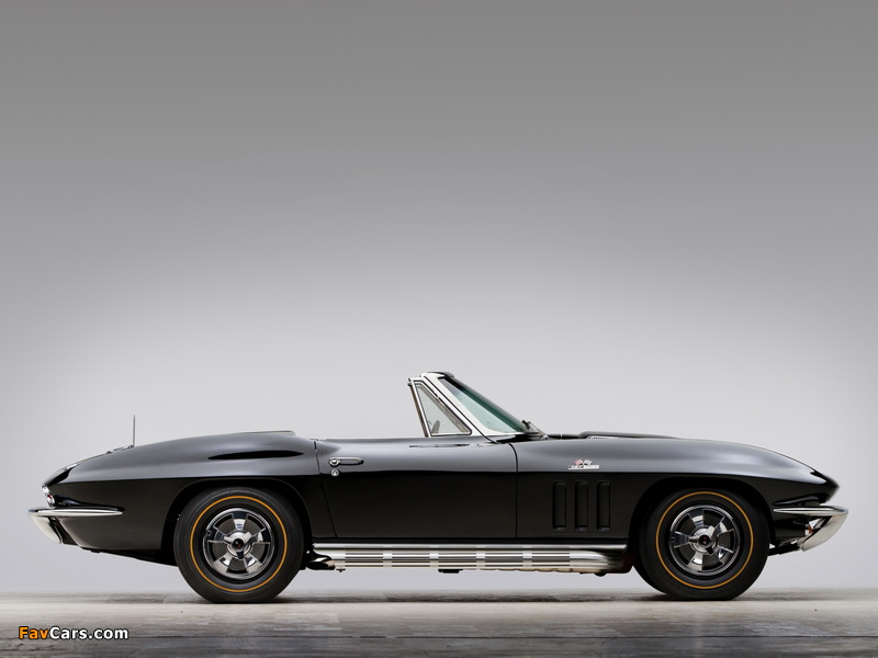 Photos of Corvette Sting Ray L72 427/425 (450) HP Convertible (C2) 1966 (800 x 600)