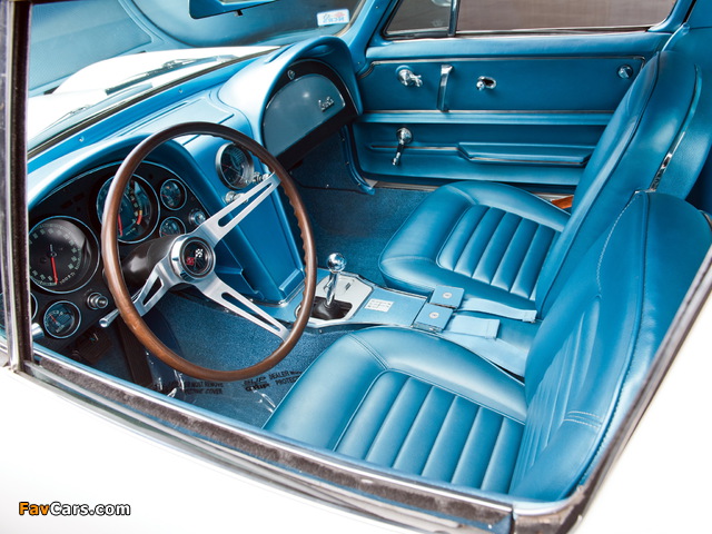 Photos of Corvette Sting Ray L72 427/425 HP (C2) 1966 (640 x 480)