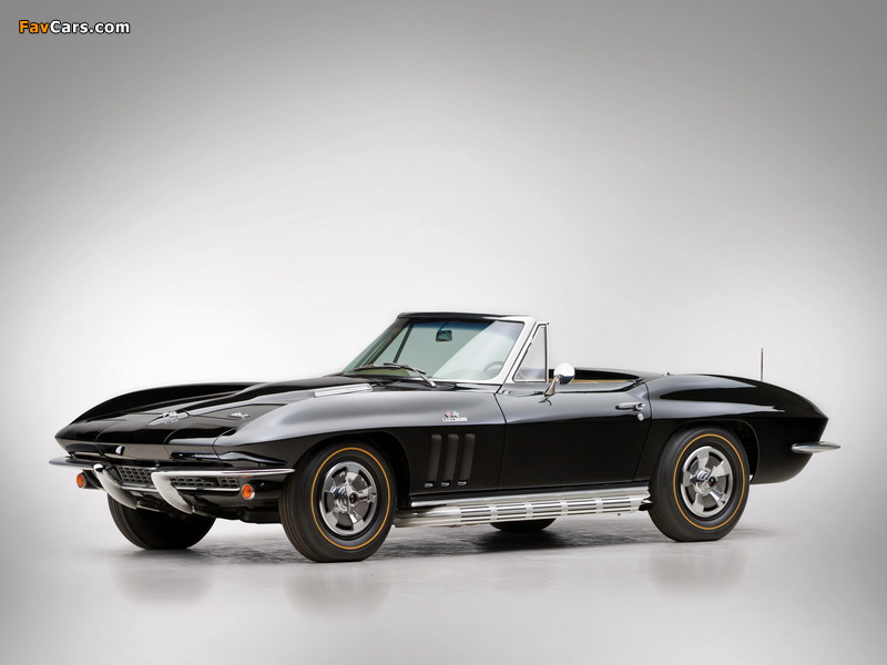 Photos of Corvette Sting Ray L72 427/425 (450) HP Convertible (C2) 1966 (800 x 600)