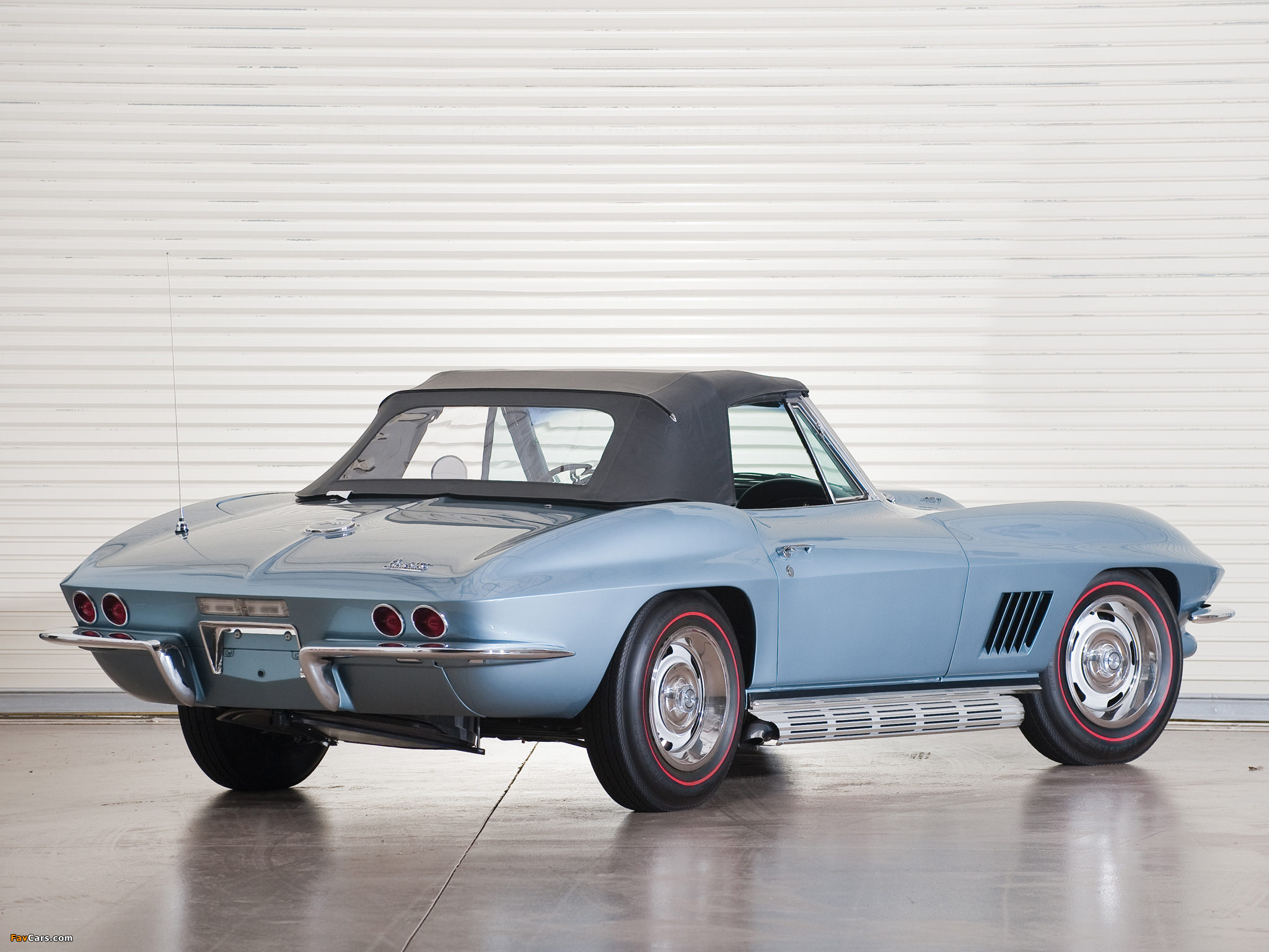 Photos of Corvette Sting Ray L71 427/435 HP Convertible (C2) 1967 (2048 x 1536)