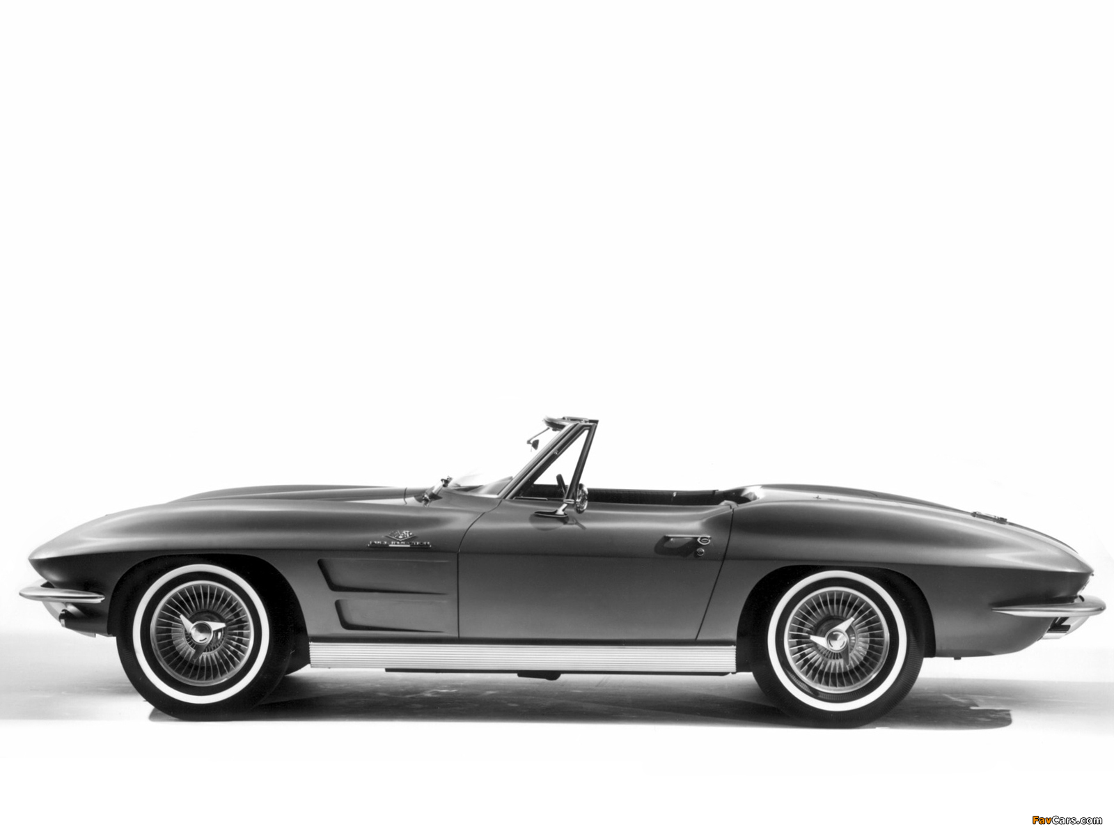 Corvette Sting Ray Convertible (C2) 1963 wallpapers (1600 x 1200)