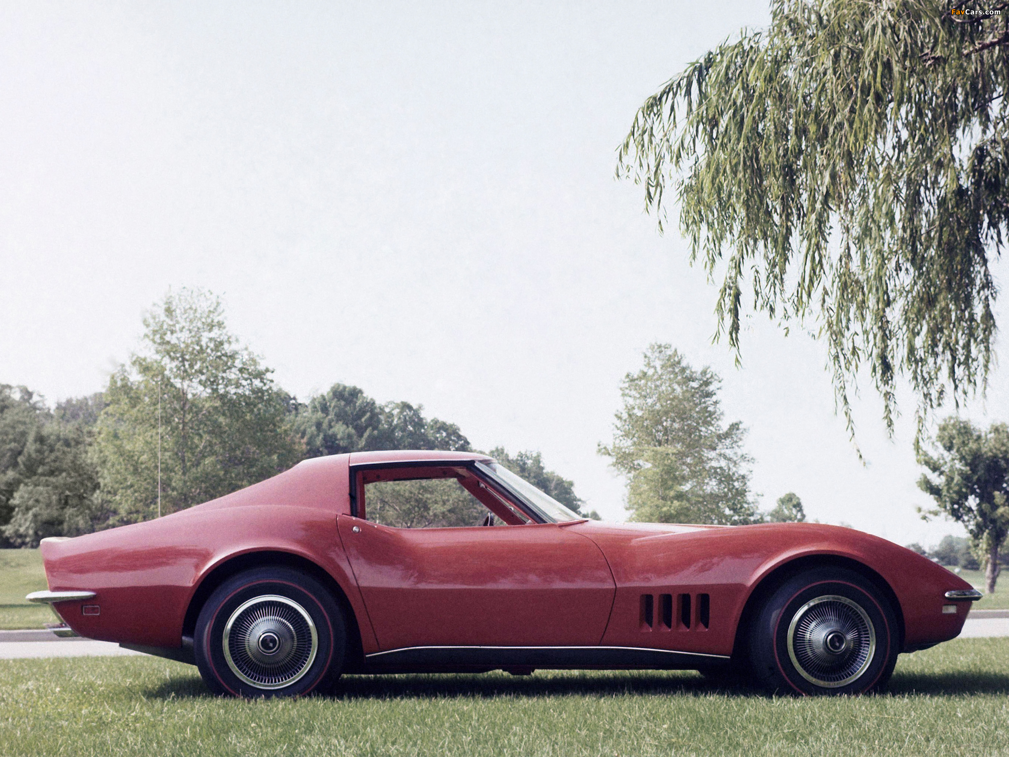 Corvette Sting Ray Coupe (C3) 1968 wallpapers (2048 x 1536)