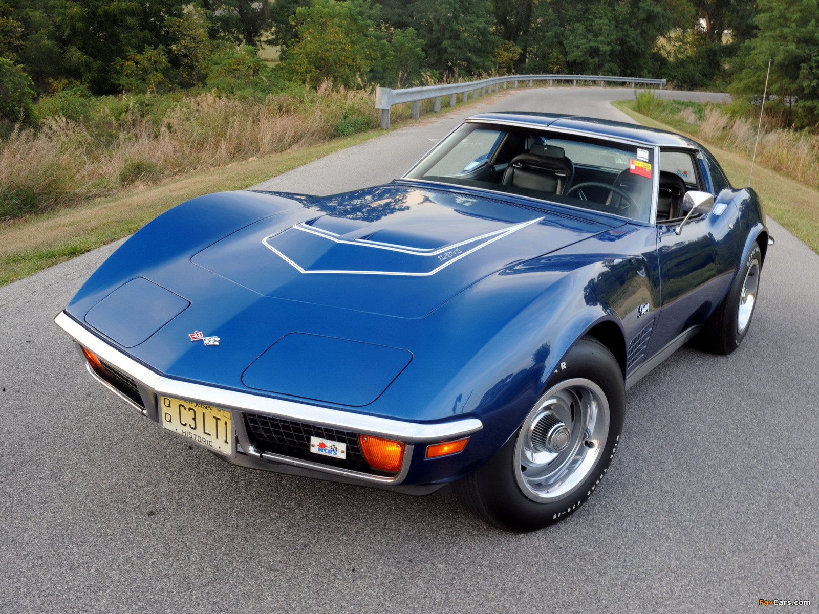 Corvette Stingray 350 LT1 (C3) 1970–72 images (1600 x 1200)