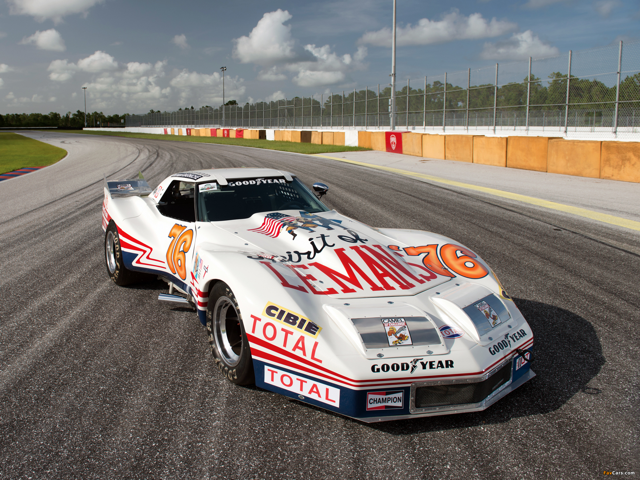 Greenwood Corvette IMSA Racing Coupe (C3) 1976 photos (2048 x 1536)