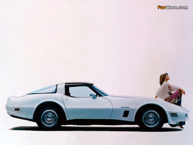 Corvette (C3) 1980–82 pictures (640 x 480)