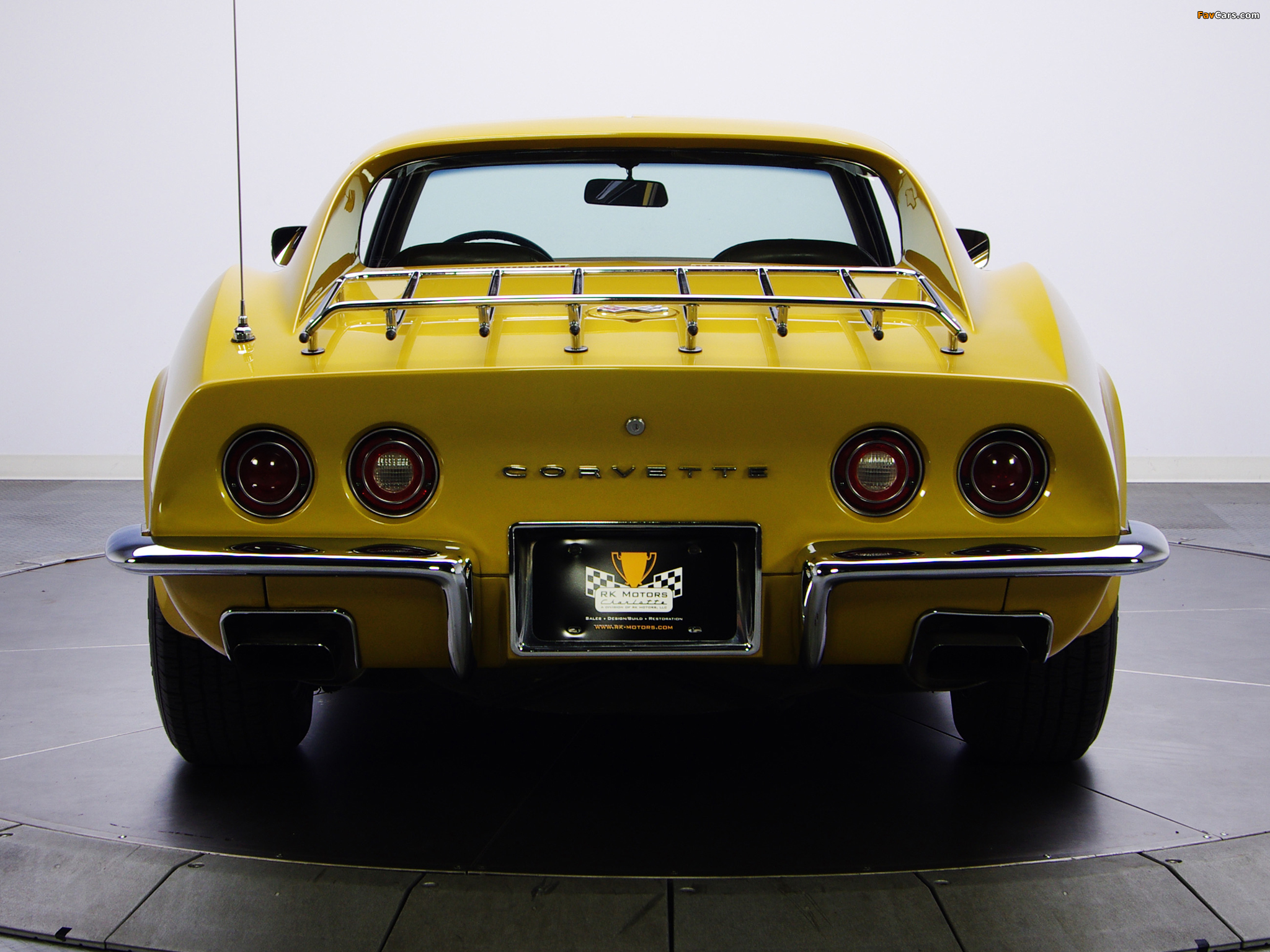 Images of Corvette Stingray 350 LT1 (C3) 1970–72 (2048 x 1536)