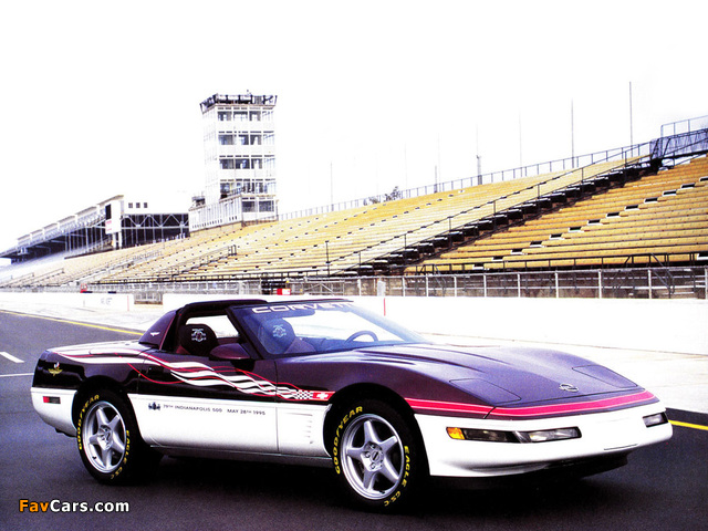Corvette Coupe Indy 500 Pace Car (C4) 1995 photos (640 x 480)