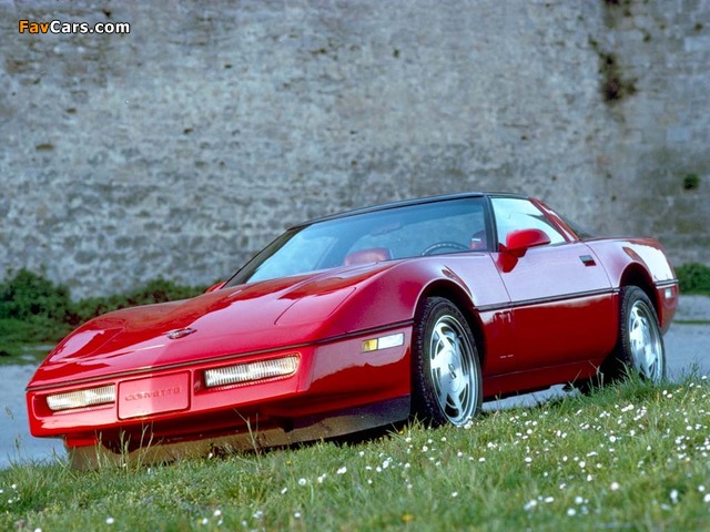 Images of Corvette ZR-1 Coupe (C4) 1990 (640 x 480)