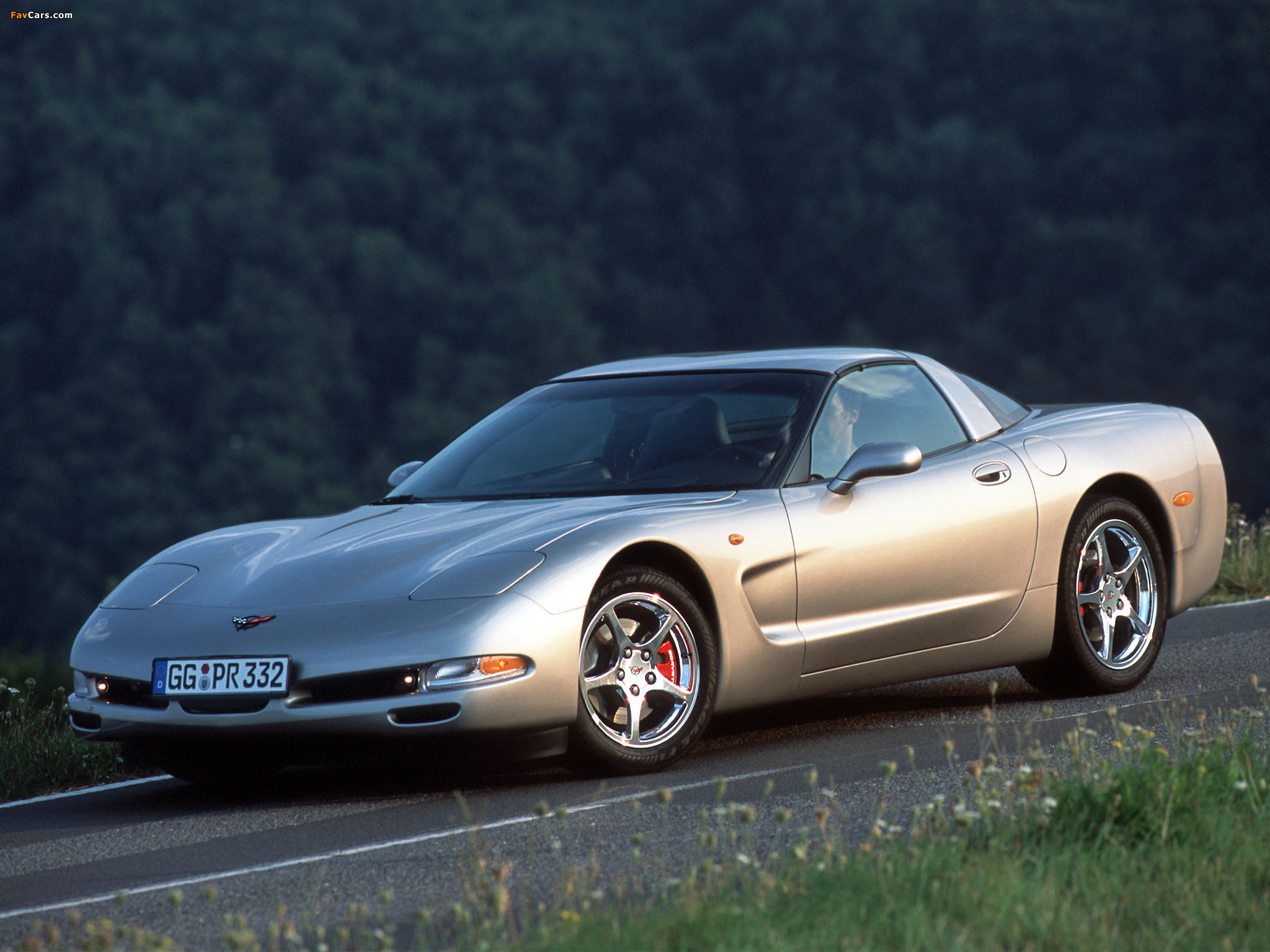 Corvette Coupe EU-spec (C5) 1997–2004 wallpapers (2048 x 1536)