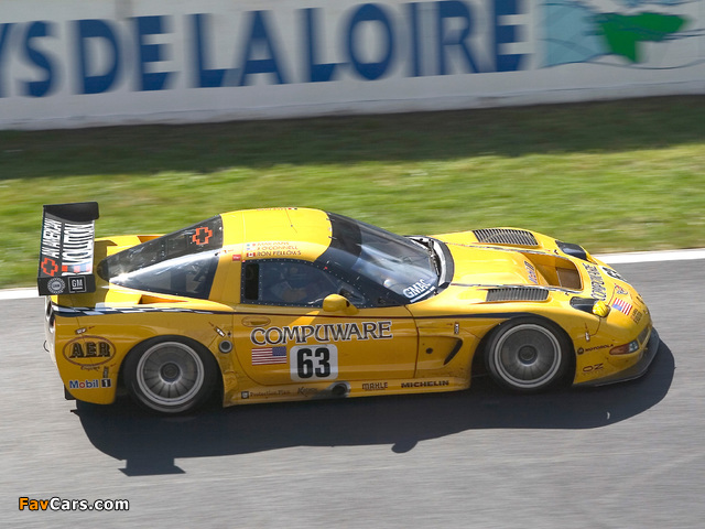 Corvette C5R 2001–04 photos (640 x 480)