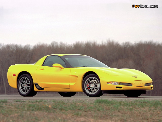 Corvette Z06 (C5) 2001–03 pictures (640 x 480)