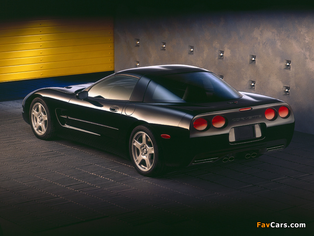 Images of Corvette Coupe (C5) 1997–2004 (640 x 480)