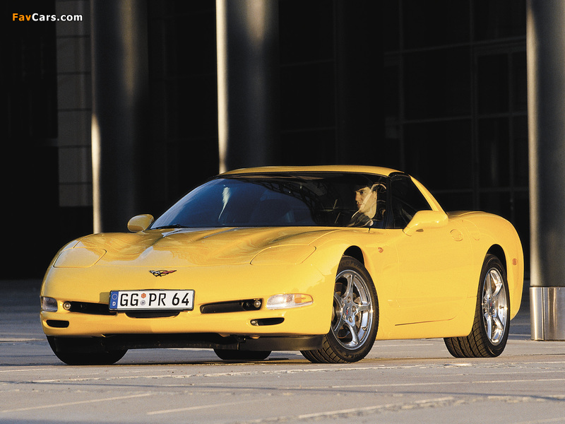 Images of Corvette Coupe EU-spec (C5) 1997–2004 (800 x 600)