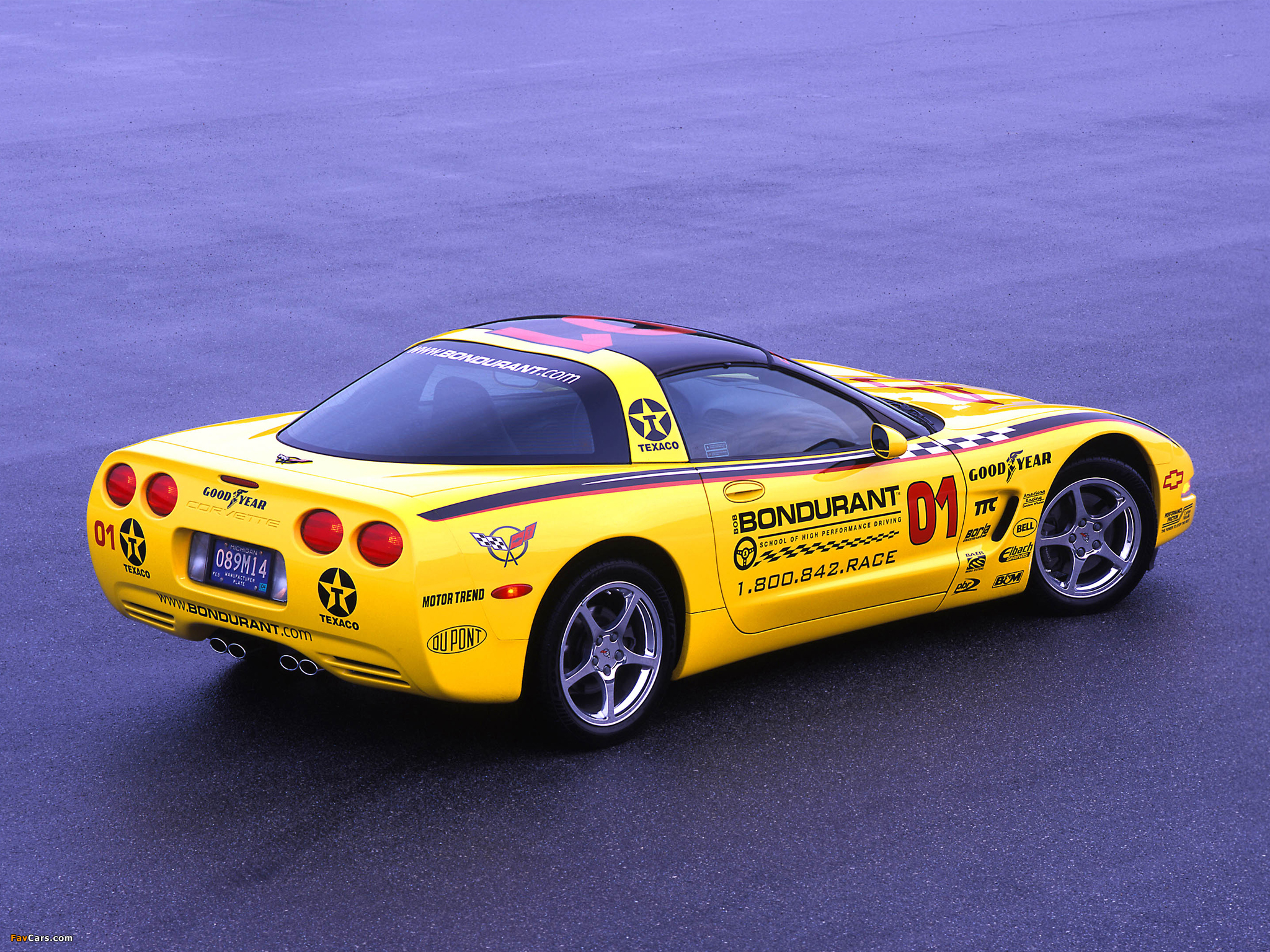 Images of Corvette Bondurant Racing School (C5) 2002–04 (2048 x 1536)