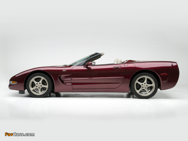 Images of Corvette Convertible 50th Anniversary (C5) 2002–03 (640 x 480)