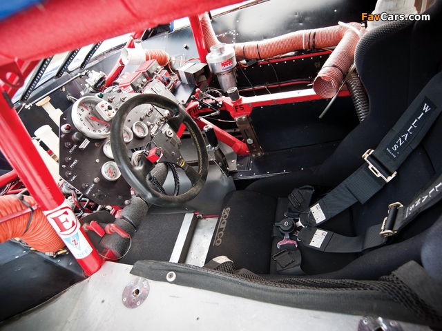 Images of Corvette Riley & Scott Racing Car (C5) 2002 (640 x 480)