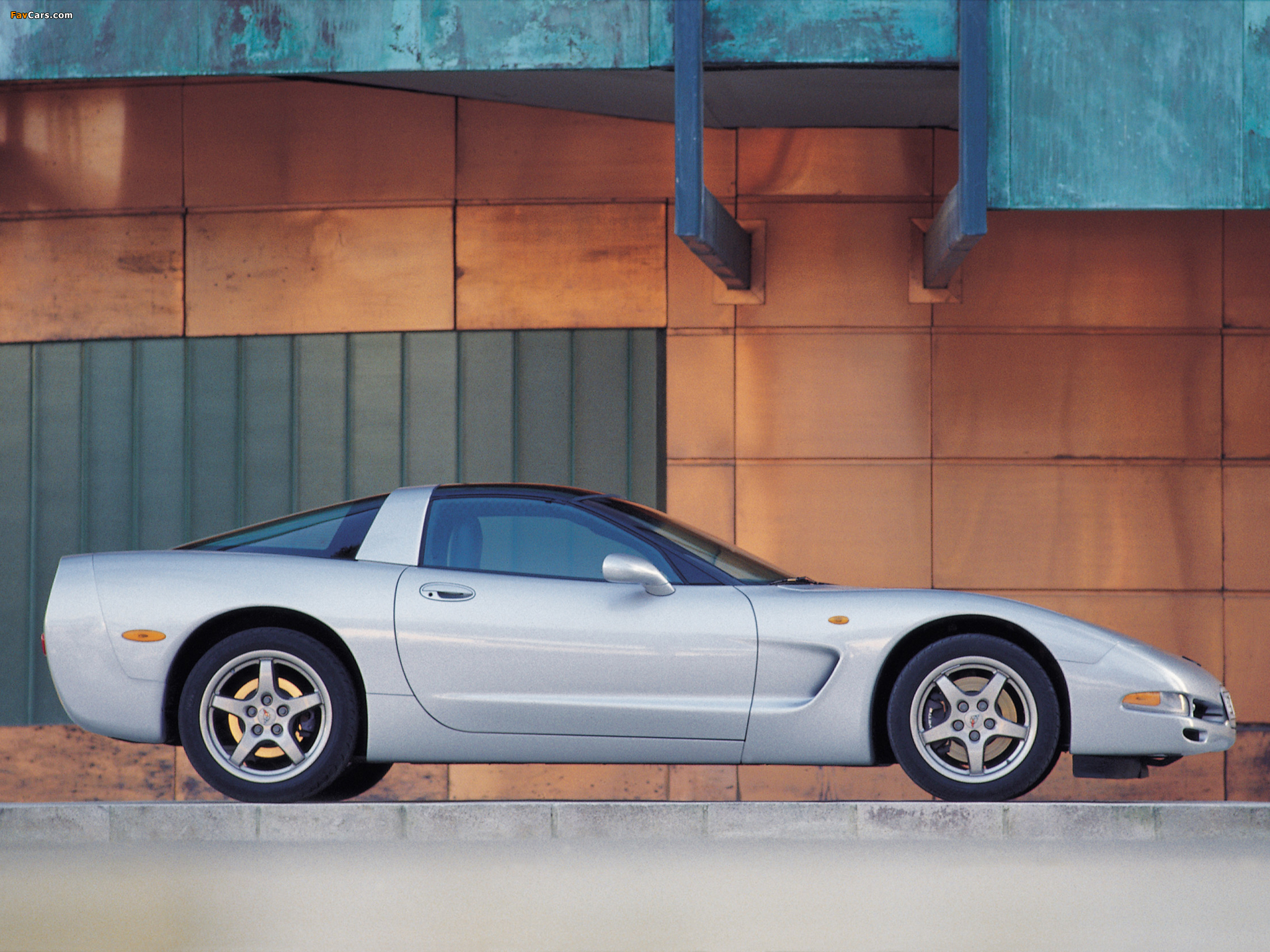 Photos of Corvette Coupe EU-spec (C5) 1997–2004 (2048 x 1536)