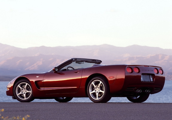 Photos of Corvette Convertible 50th Anniversary (C5) 2002–03