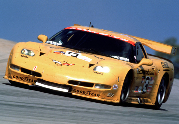 Pictures of Corvette C5R 2001–04
