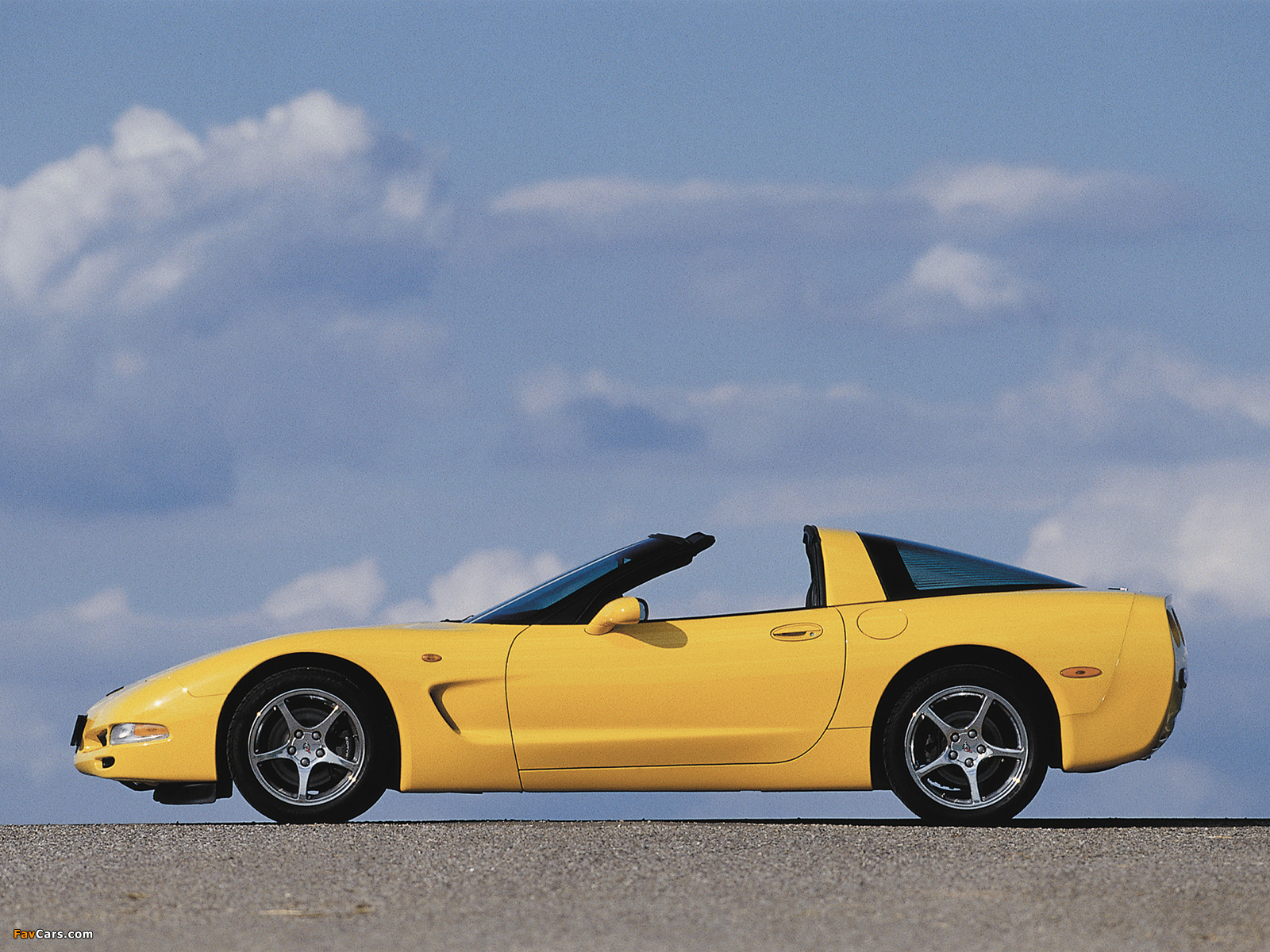 Corvette Coupe EU-spec (C5) 1997–2004 wallpapers (1600 x 1200)