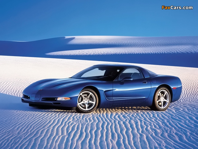 Corvette Coupe (C5) 1997–2004 wallpapers (640 x 480)