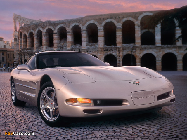 Corvette Coupe (C5) 1997–2004 wallpapers (640 x 480)