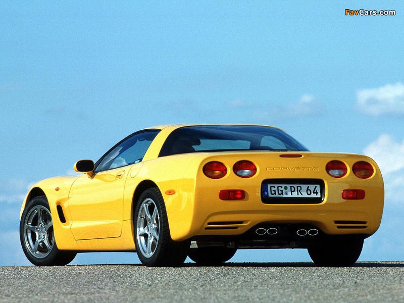 Corvette Coupe EU-spec (C5) 1997–2004 wallpapers (800 x 600)