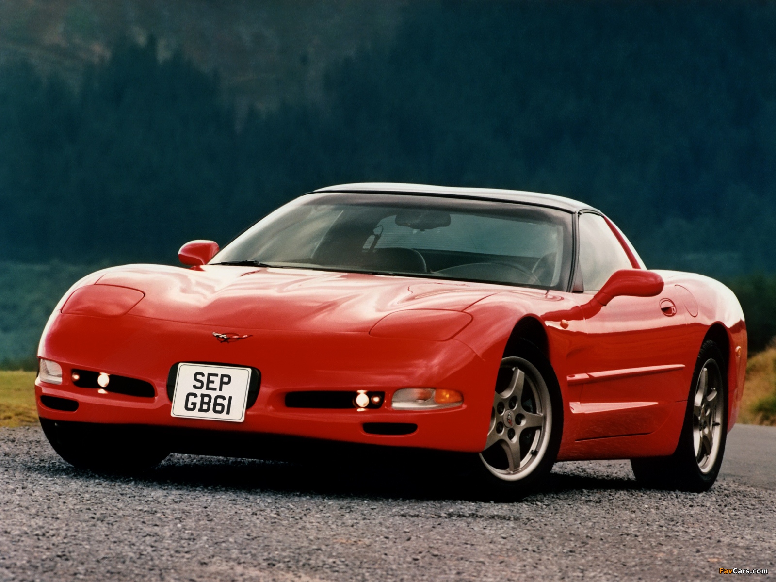 Corvette Coupe UK-spec (C5) 1998–2002 wallpapers (1600 x 1200)
