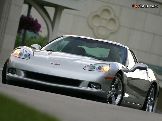 Corvette Coupe (C6) 2004–08 wallpapers (640 x 480)