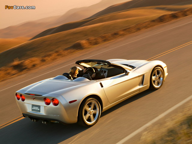 Corvette Convertible (C6) 2005 photos (640 x 480)