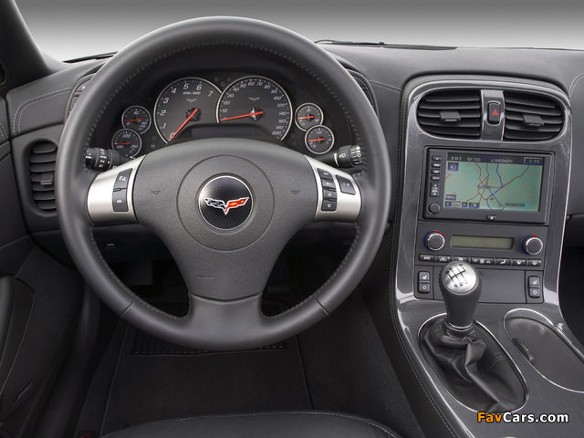Corvette Coupe (C6) 2008–13 images (640 x 480)
