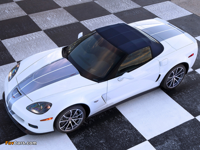 Photos of Corvette 427 Convertible Collector Edition (C6) 2012 (640 x 480)