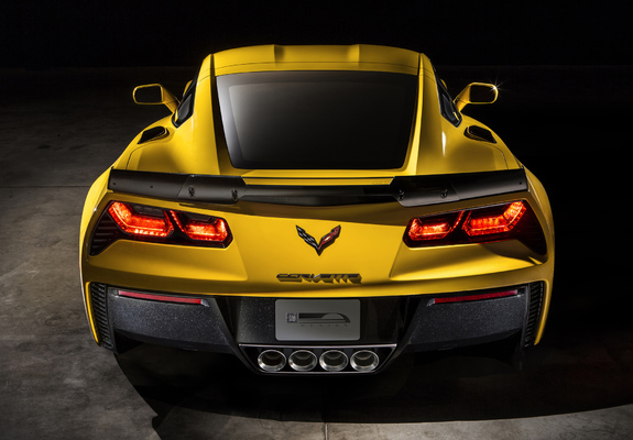 Corvette Stingray Z06 (C7) 2014 wallpapers