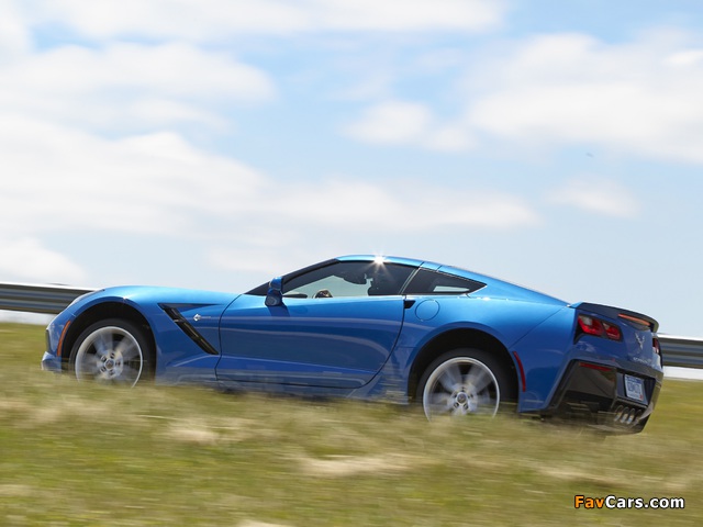 Pictures of Corvette Stingray Coupe (C7) 2013 (640 x 480)