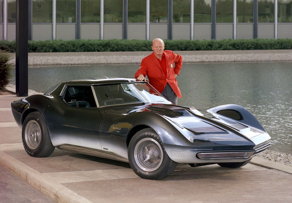 Photos of Corvette Mako Shark II Concept Car 1965