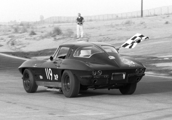 Corvette Sting Ray Z06 (C2) 1963 photos